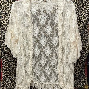 Lady Cameo Lace Cover-Up